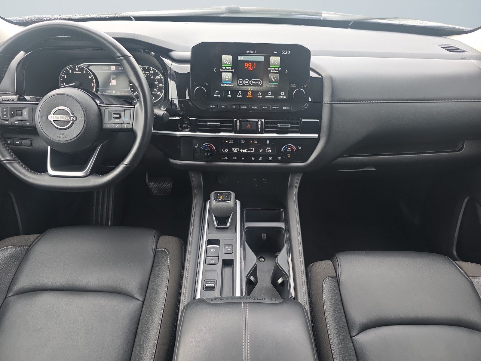 Used 2025 Nissan Pathfinder SL FWD image 12