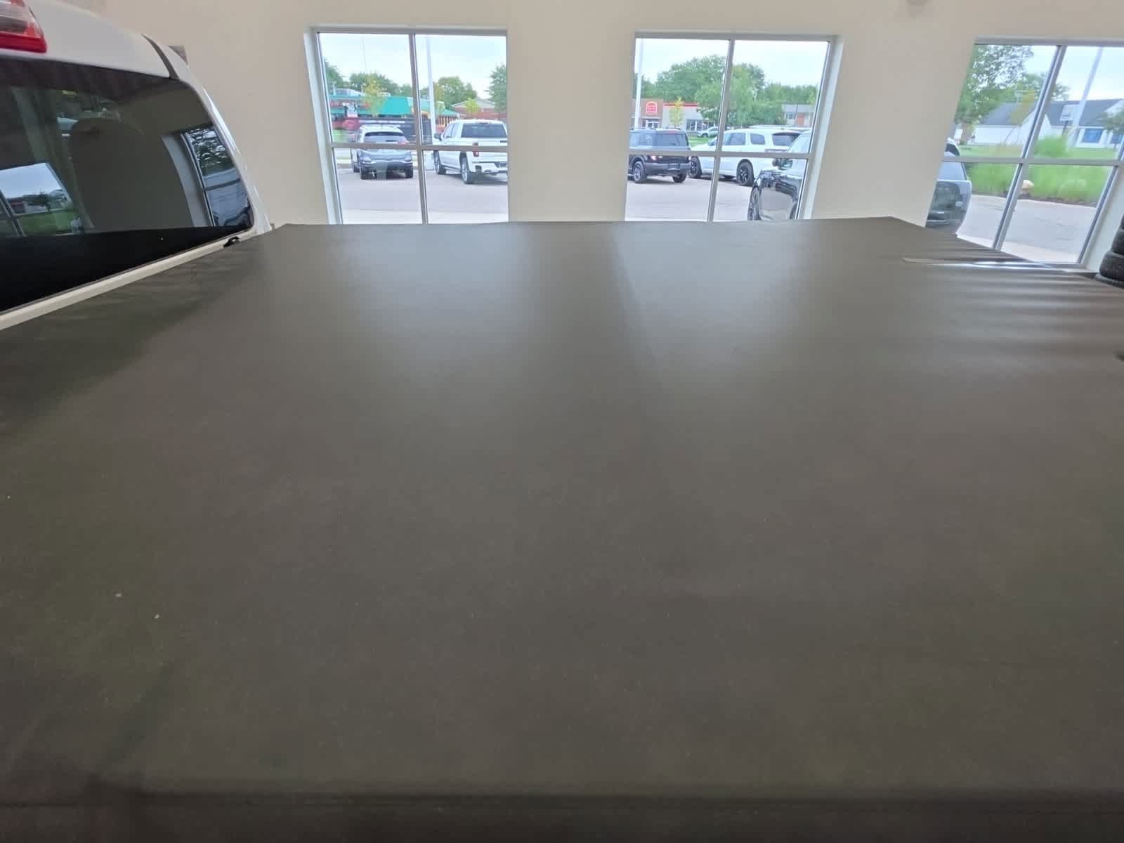 Used 2020 Chevrolet Colorado LT AWD/4WD image 14