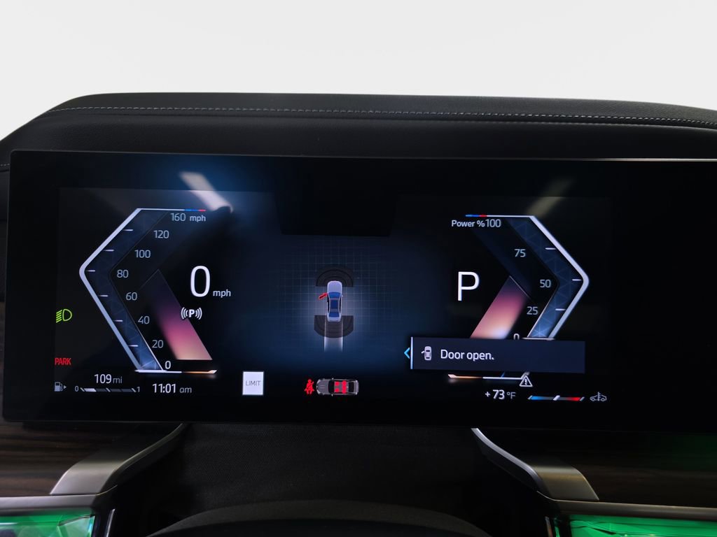 Used 2023 BMW 740i w/ Parking Assistance Package RWD image 22