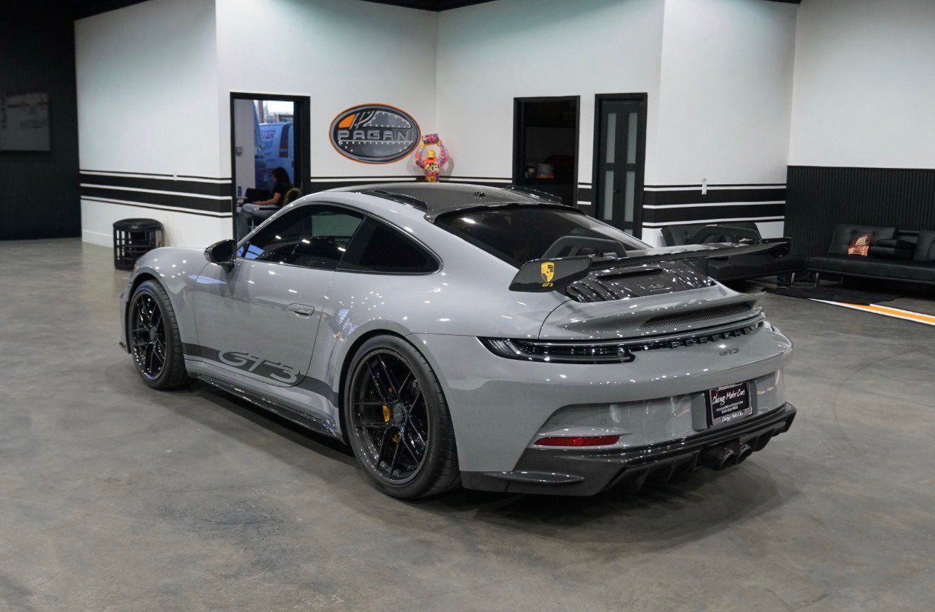 Used 2022 Porsche 911 GT3 RWD image 3