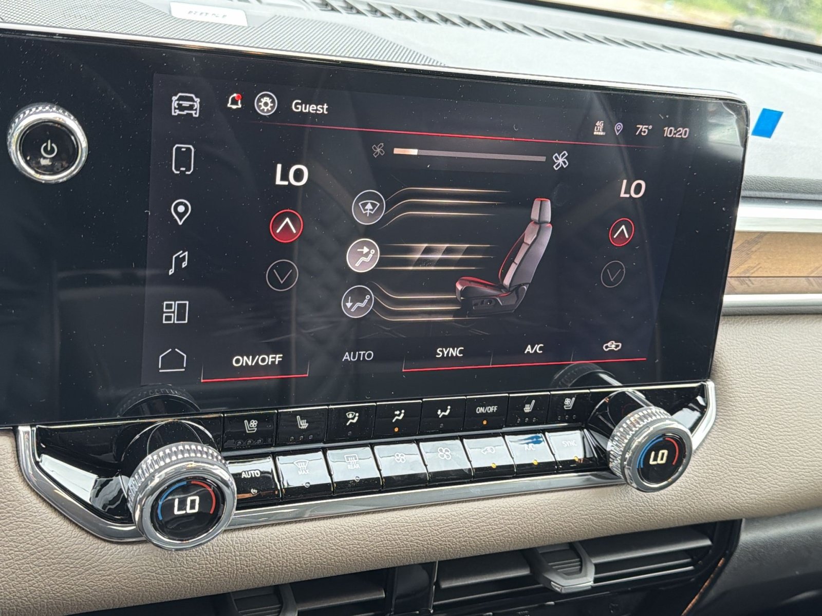 New 2026 GMC Canyon Denali AWD/4WD image 21