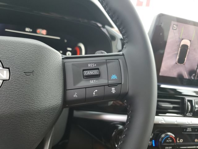 New 2026 Nissan Pathfinder Platinum AWD/4WD image 25