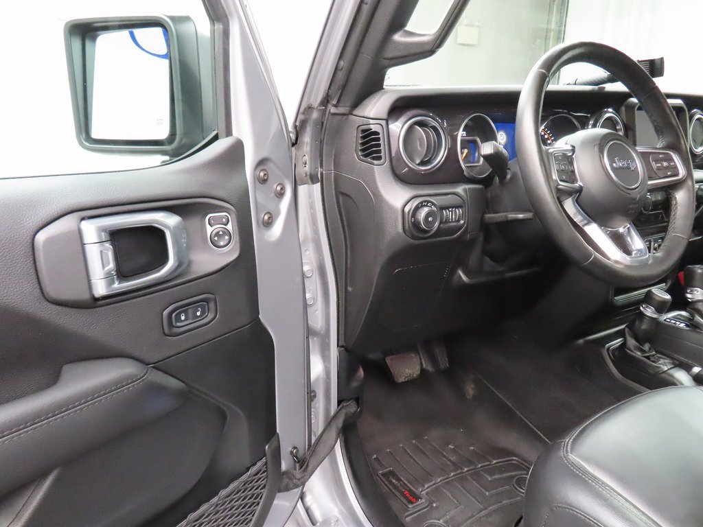 Used 2021 Jeep Wrangler Unlimited Sahara image 45