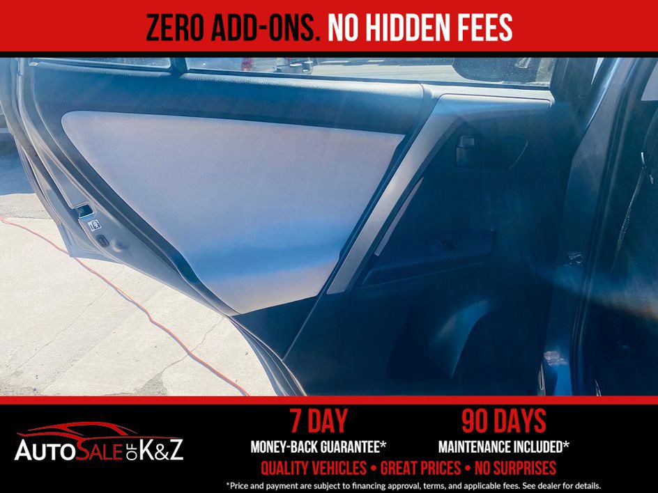 Used 2015 Toyota RAV4 LE FWD image 26