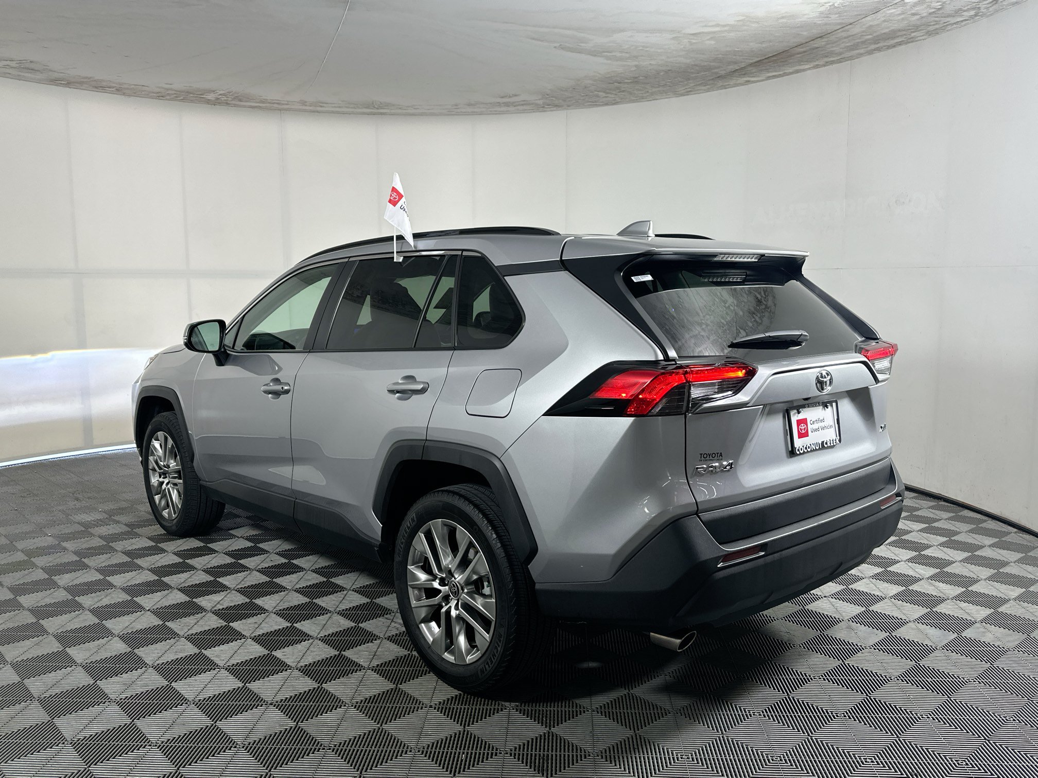 Certified 2023 Toyota RAV4 XLE Premium FWD image 5