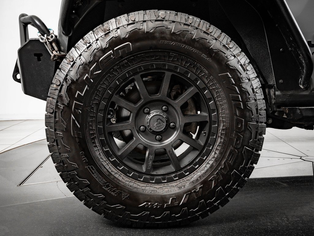 Used 2021 Jeep Wrangler Sport S image 13