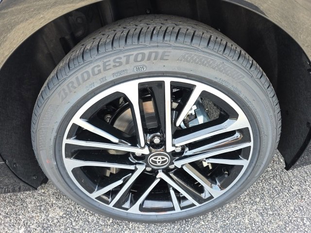 New 2026 Toyota Camry XLE image 6