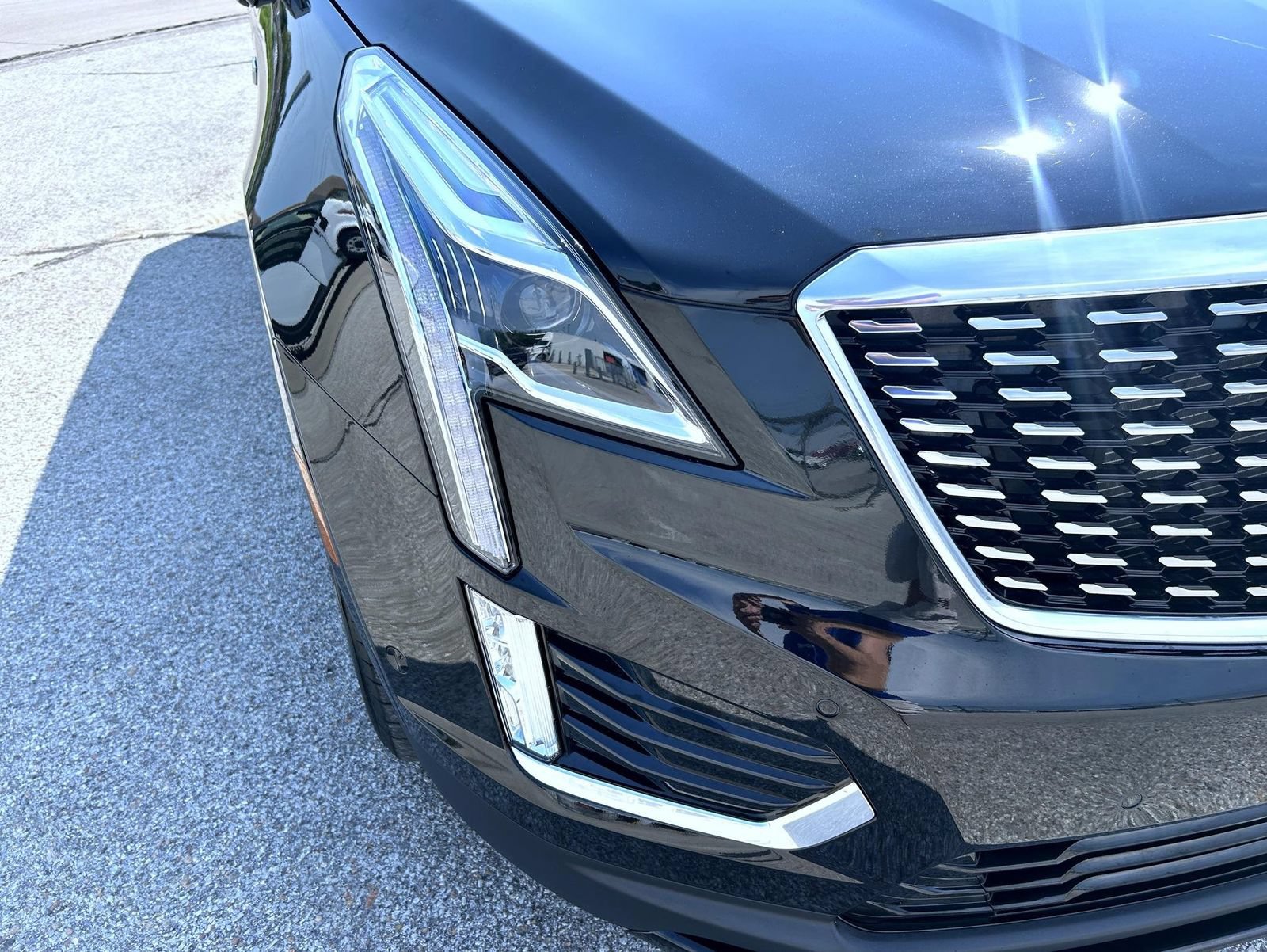 Certified 2024 Cadillac XT5 Sportv w/ Technology Package AWD/4WD image 10