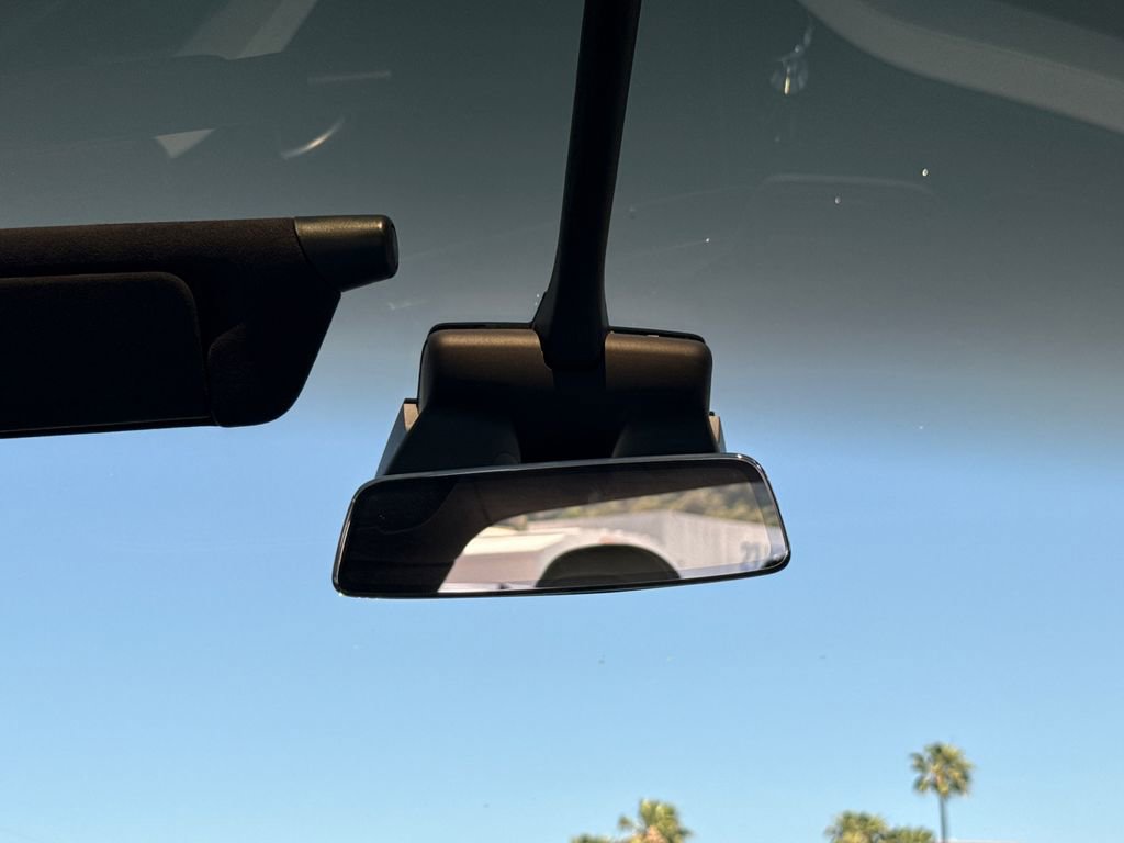 Used 2020 Tesla Model X Long Range image 24