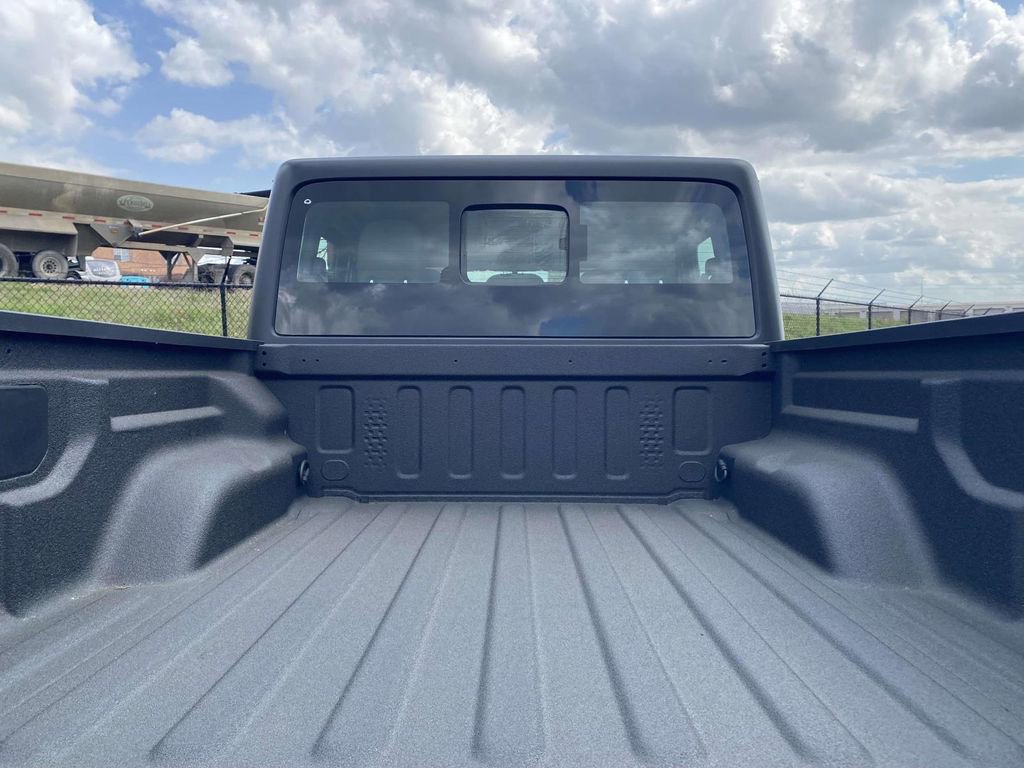 New 2026 Jeep Gladiator Sport AWD/4WD image 8