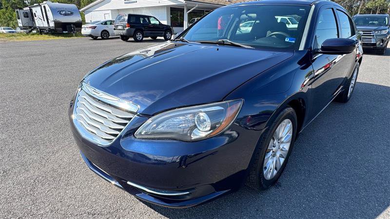Used 2014 Chrysler 200 LX FWD image 9