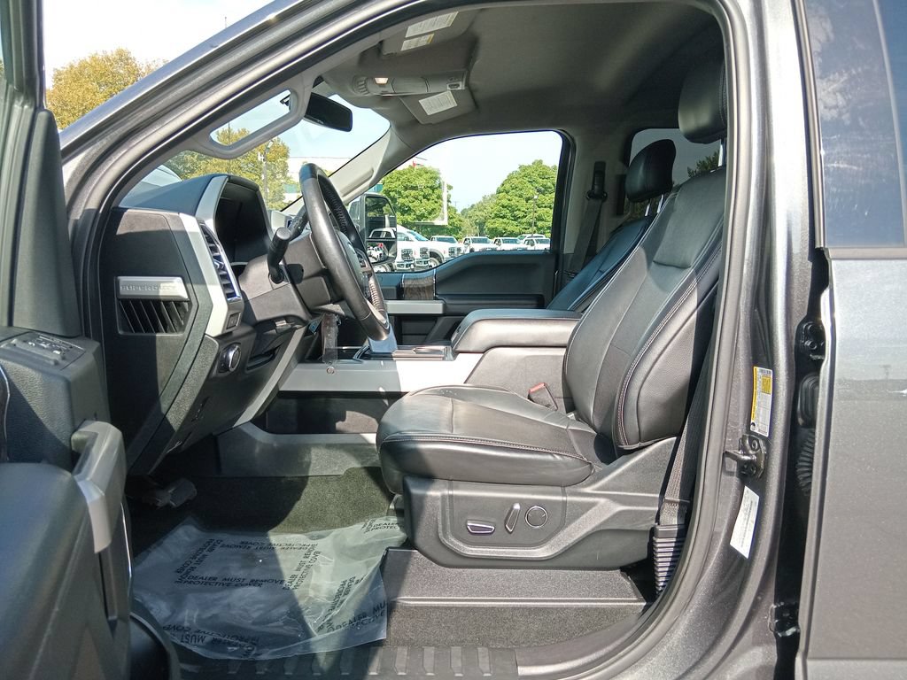 Used 2017 Ford F250 Lariat w/ Chrome Package AWD/4WD image 15