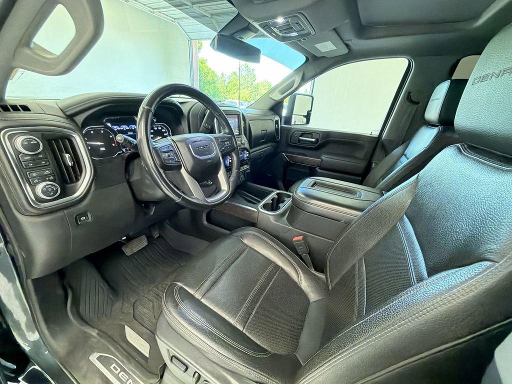 Used 2020 GMC Sierra 3500 Denali AWD/4WD image 10