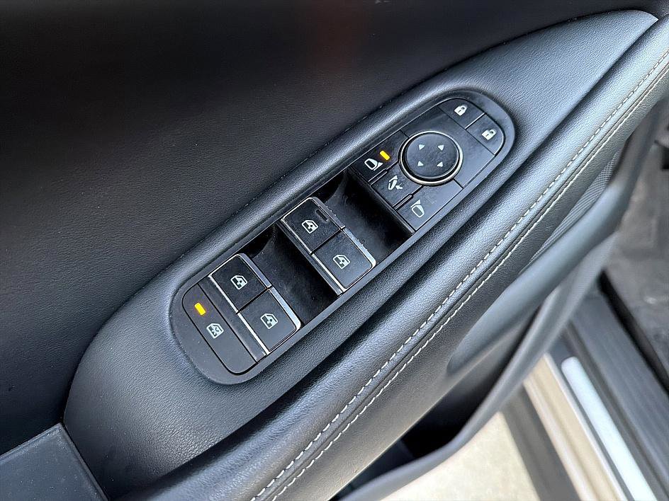 Certified 2023 INFINITI QX60 Luxe w/ Cargo Package image 10