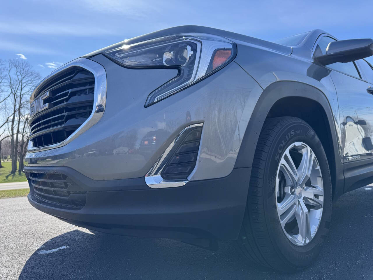 Used 2019 GMC Terrain SLE image 40