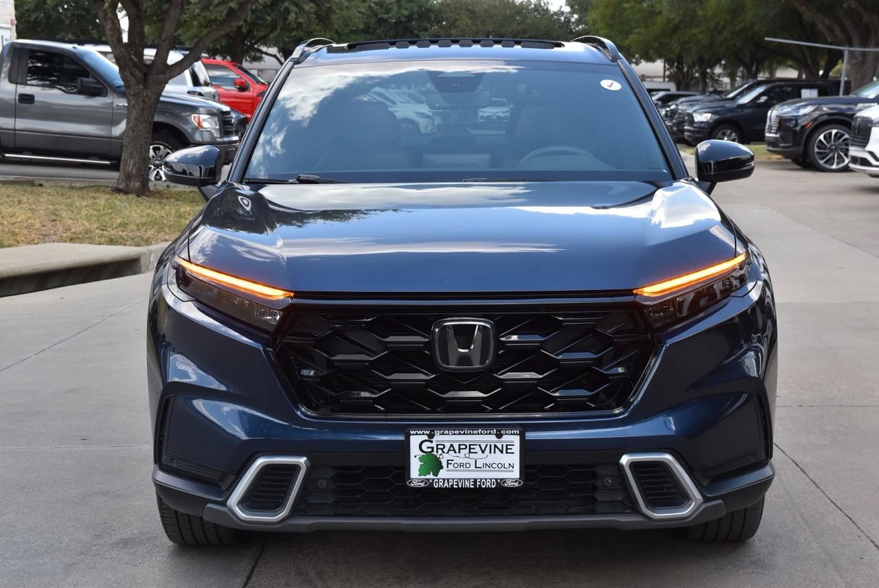 Used 2024 Honda CR-V Sport Touring image 3