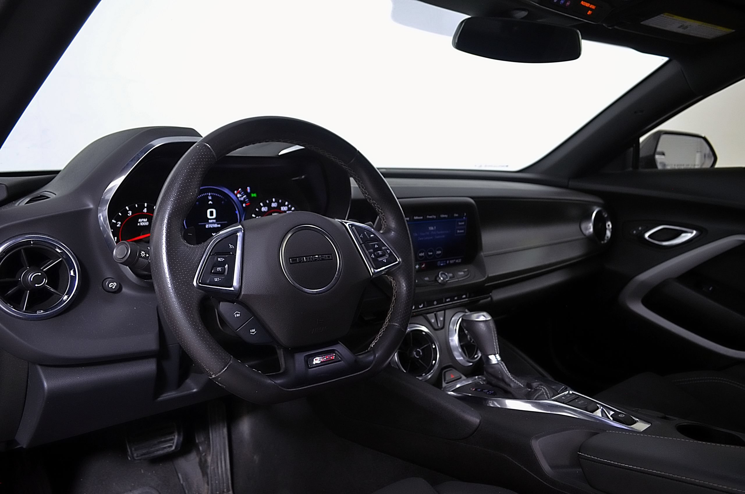 Used 2023 Chevrolet Camaro SS RWD image 13