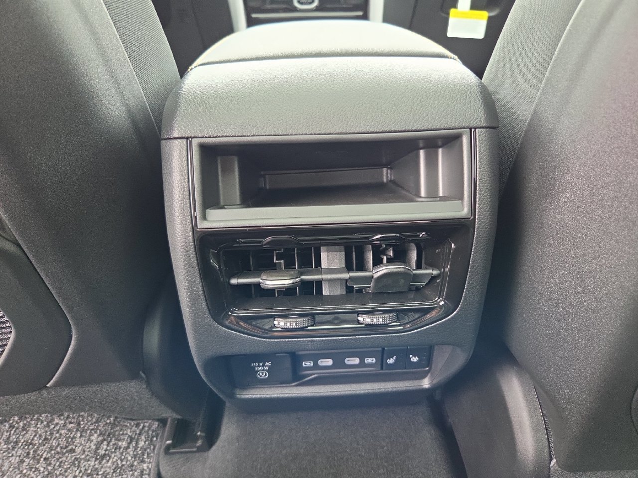 New 2026 Jeep Grand Cherokee Limited AWD/4WD image 17