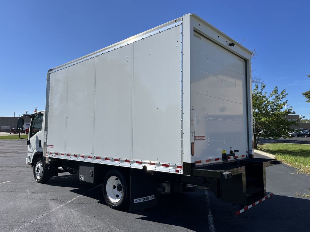 Used 2024 Isuzu NPR RWD image 10