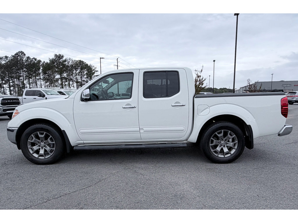 Used 2017 Nissan Frontier SL image 5