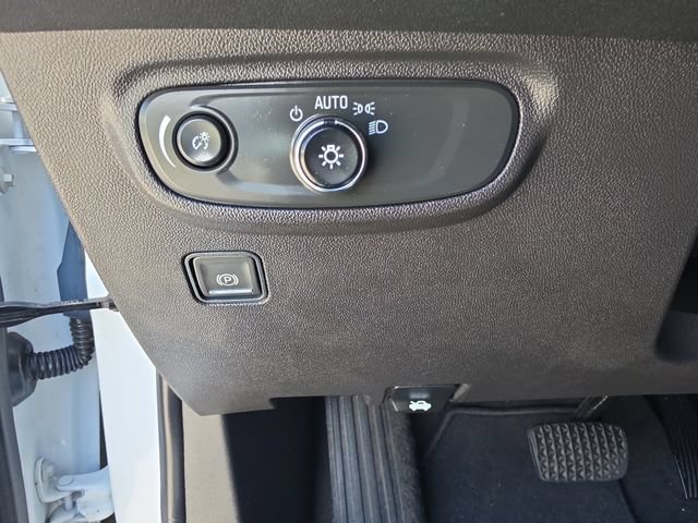 Certified 2023 GMC Terrain SLE w/ Driver Convenience Package FWD image 21