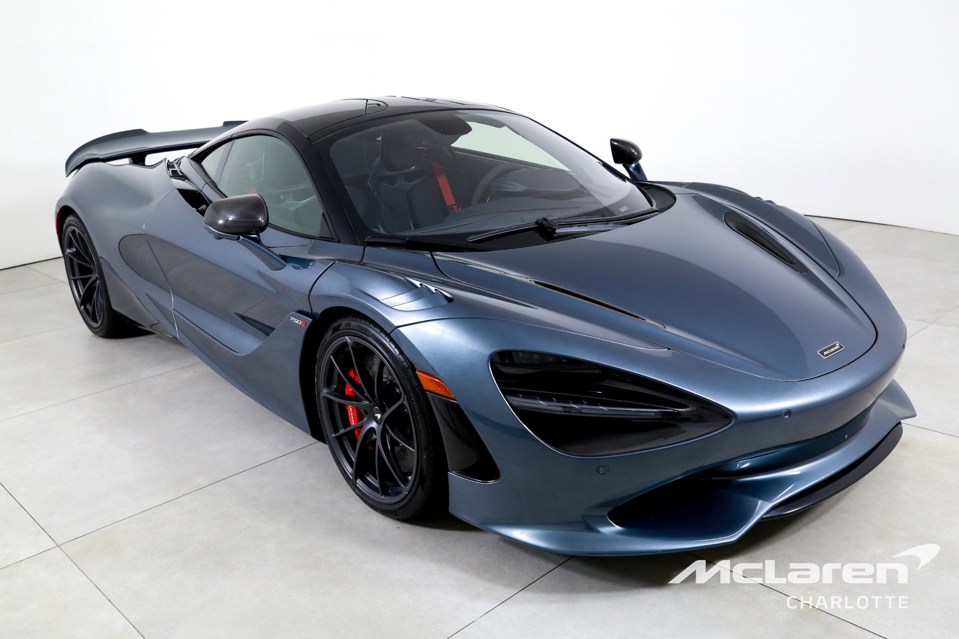 Used 2024 McLaren 750S image 3