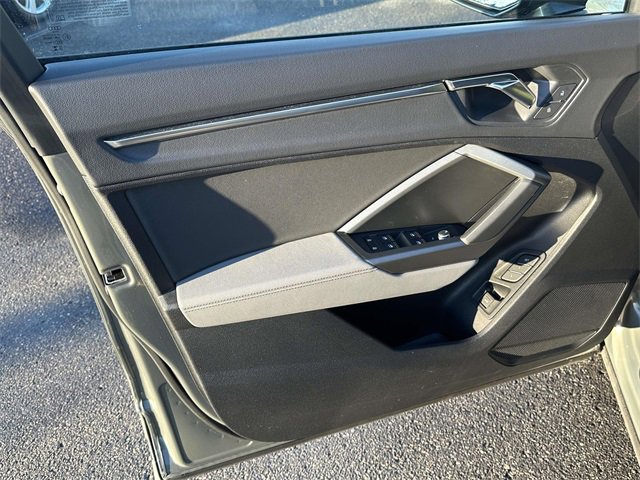 Used 2025 Audi Q3 2.0T Premium w/ Convenience Package image 20