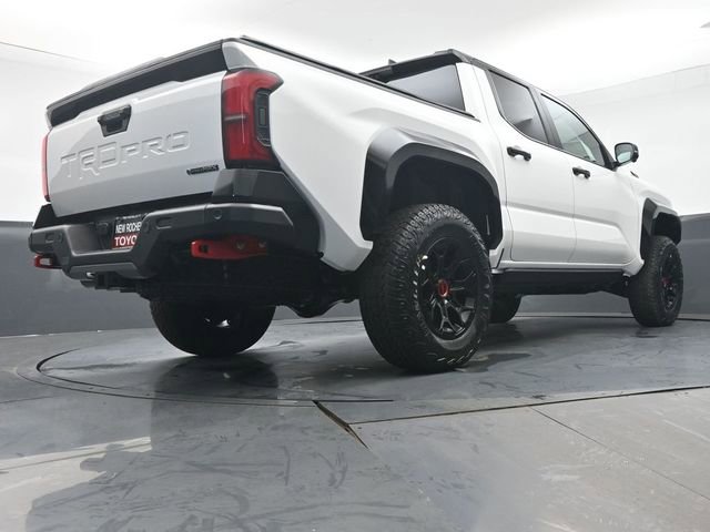 Certified 2025 Toyota Tacoma TRD Pro AWD/4WD image 32
