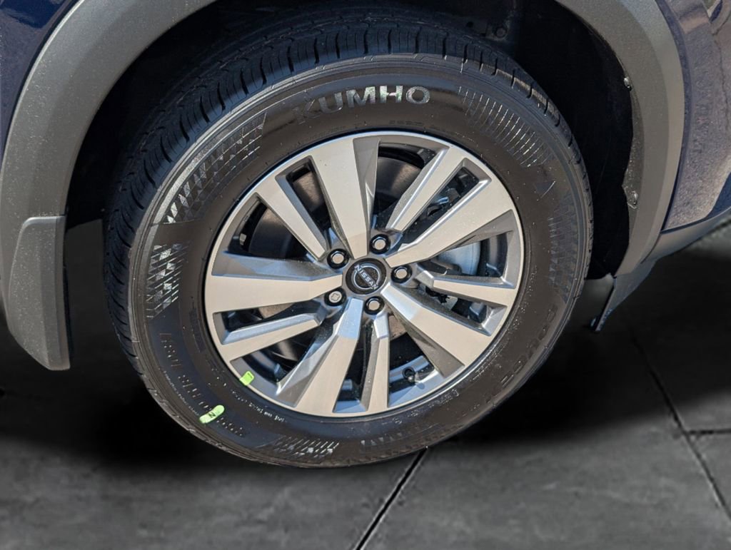 New 2026 Nissan Pathfinder SL FWD image 10