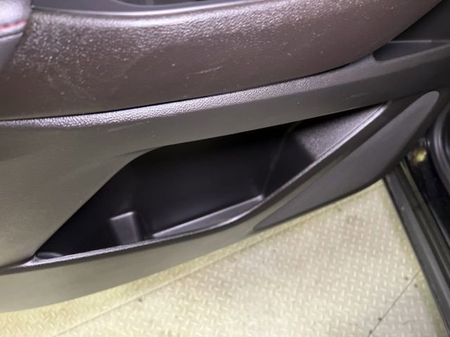 Used 2023 Chevrolet Traverse RS image 59