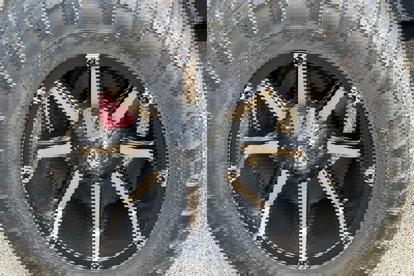 Used 2020 RAM 1500 Laramie w/ Sport Appearance Package image 17