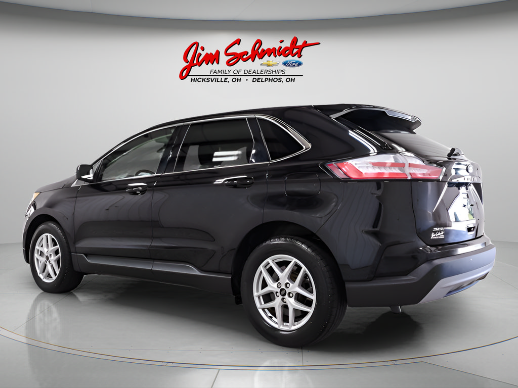 Used 2024 Ford Edge SEL w/ Convenience Package AWD/4WD image 4
