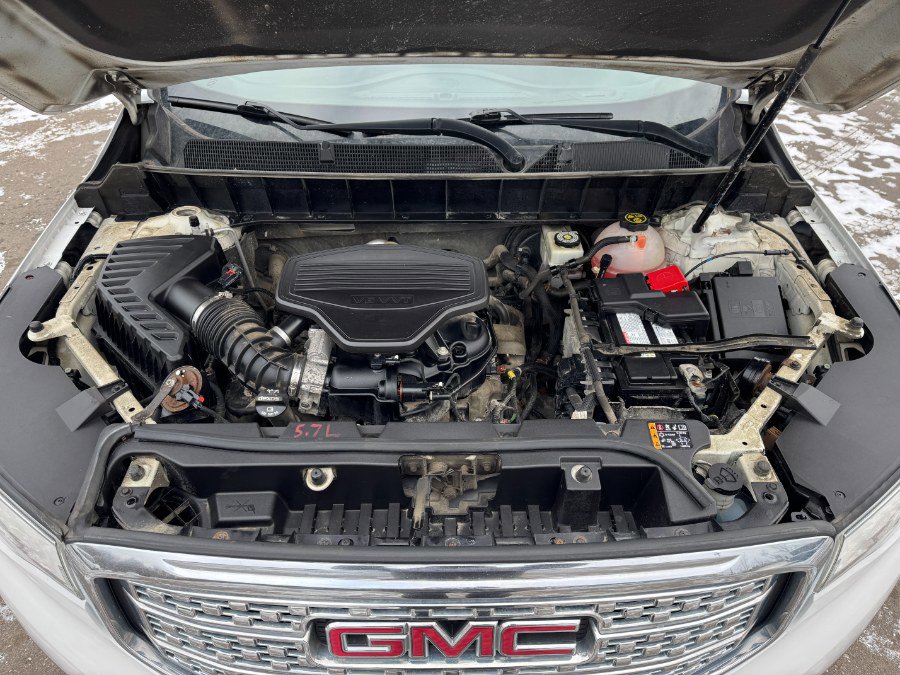 Used 2017 GMC Acadia Denali w/ Technology Package image 26