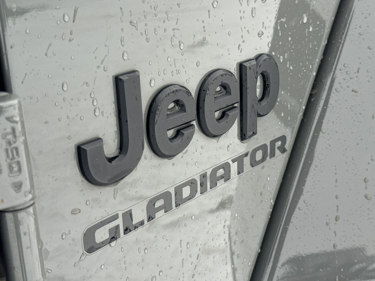 Used 2022 Jeep Gladiator Sport image 10