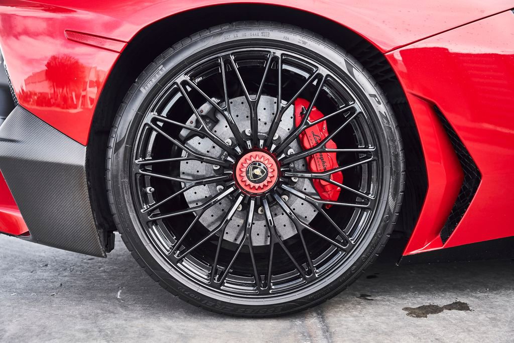 Used 2016 Lamborghini Aventador LP 750-4 Superveloce AWD/4WD image 29