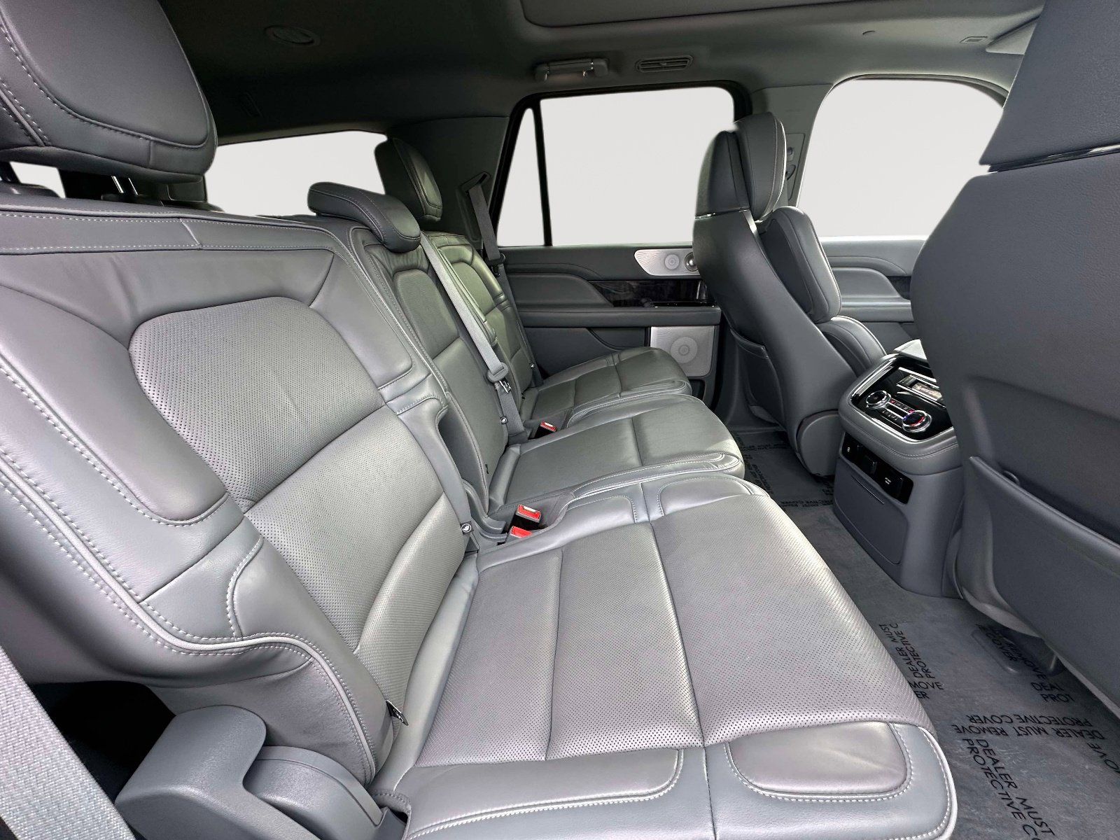 Used 2019 Lincoln Navigator Reserve w/ Cargo Package image 33