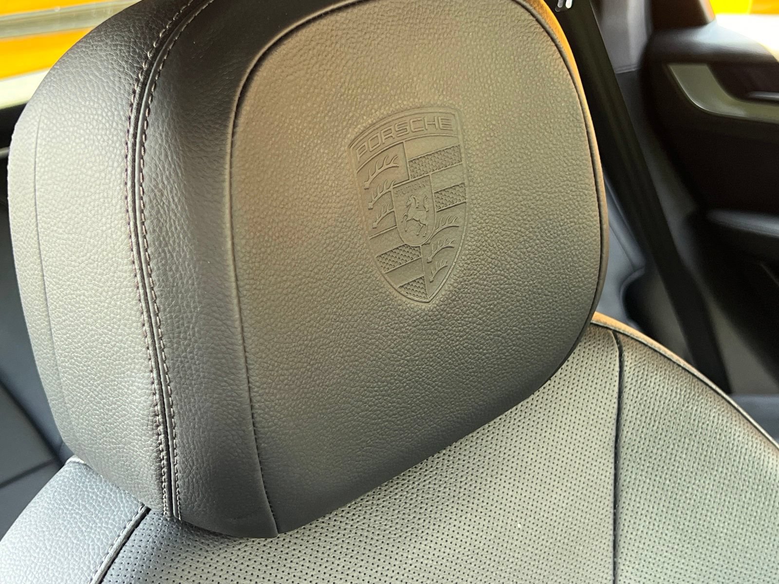 Certified 2025 Porsche Cayenne S AWD/4WD image 39