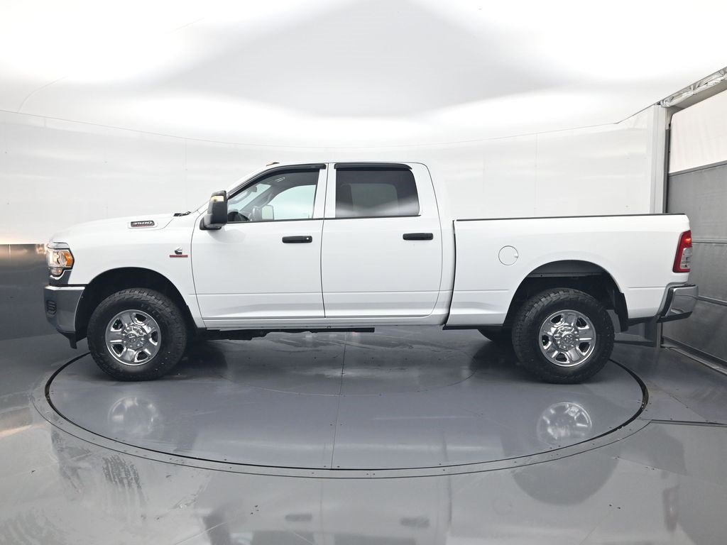 Used 2024 RAM 3500 Tradesman w/ Chrome Appearance Group image 4