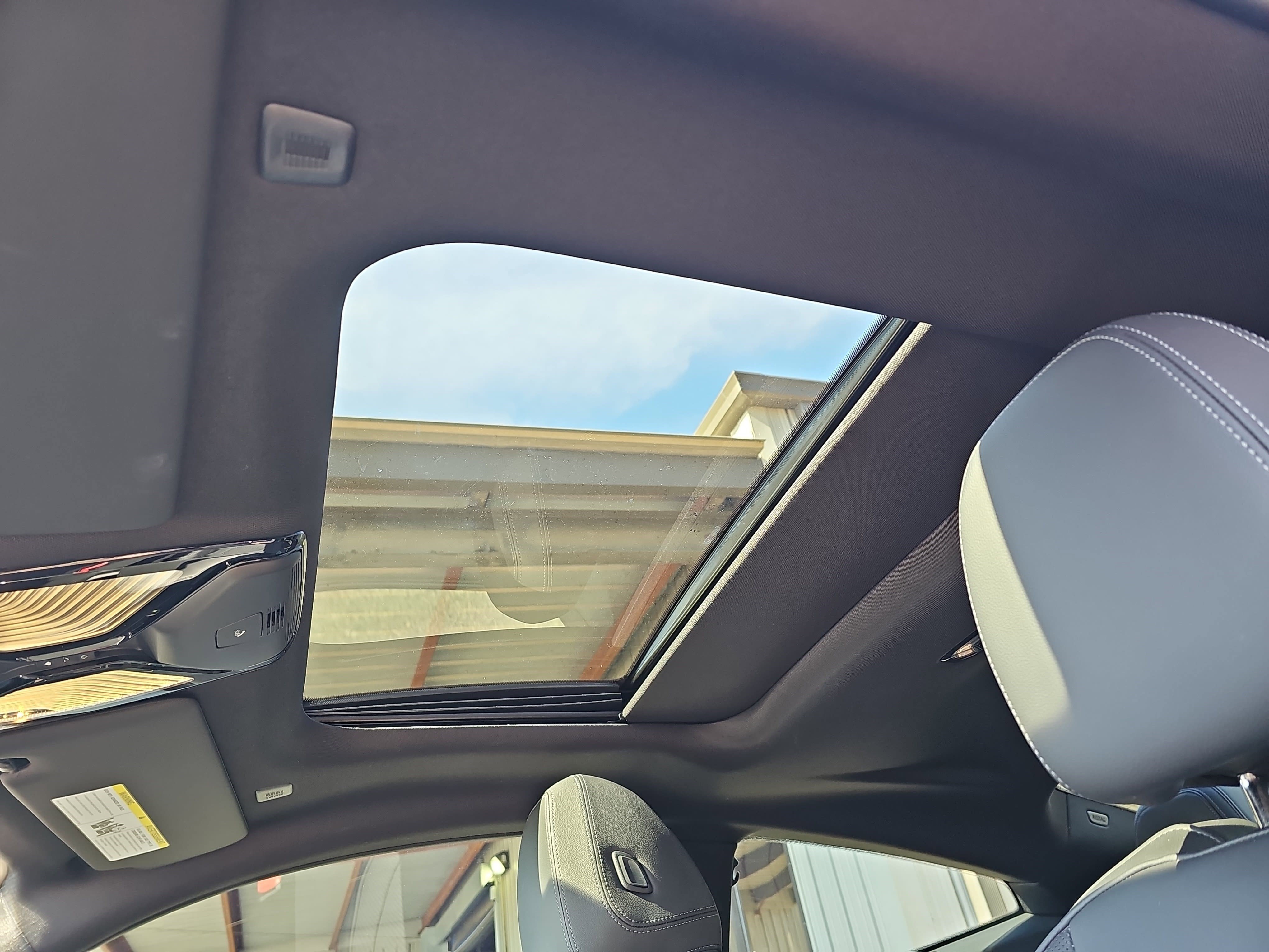 Used 2025 BMW M440i Coupe w/ Premium Package image 31