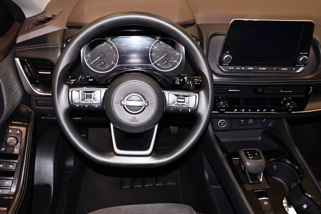 Used 2022 Nissan Rogue SV image 21