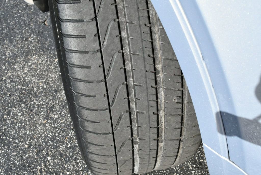 Used 2023 Bentley Bentayga Extended Wheelbase AWD/4WD image 80