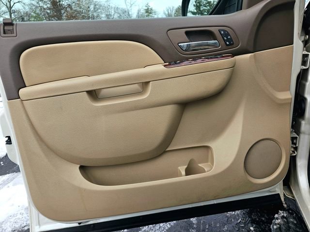 Used 2010 Chevrolet Suburban LTZ image 20