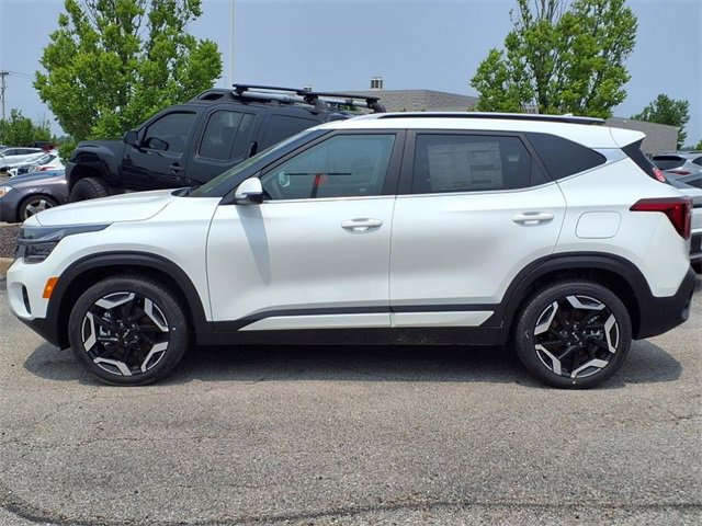 New 2025 Kia Seltos SX w/ SX Sunroof Package image 2