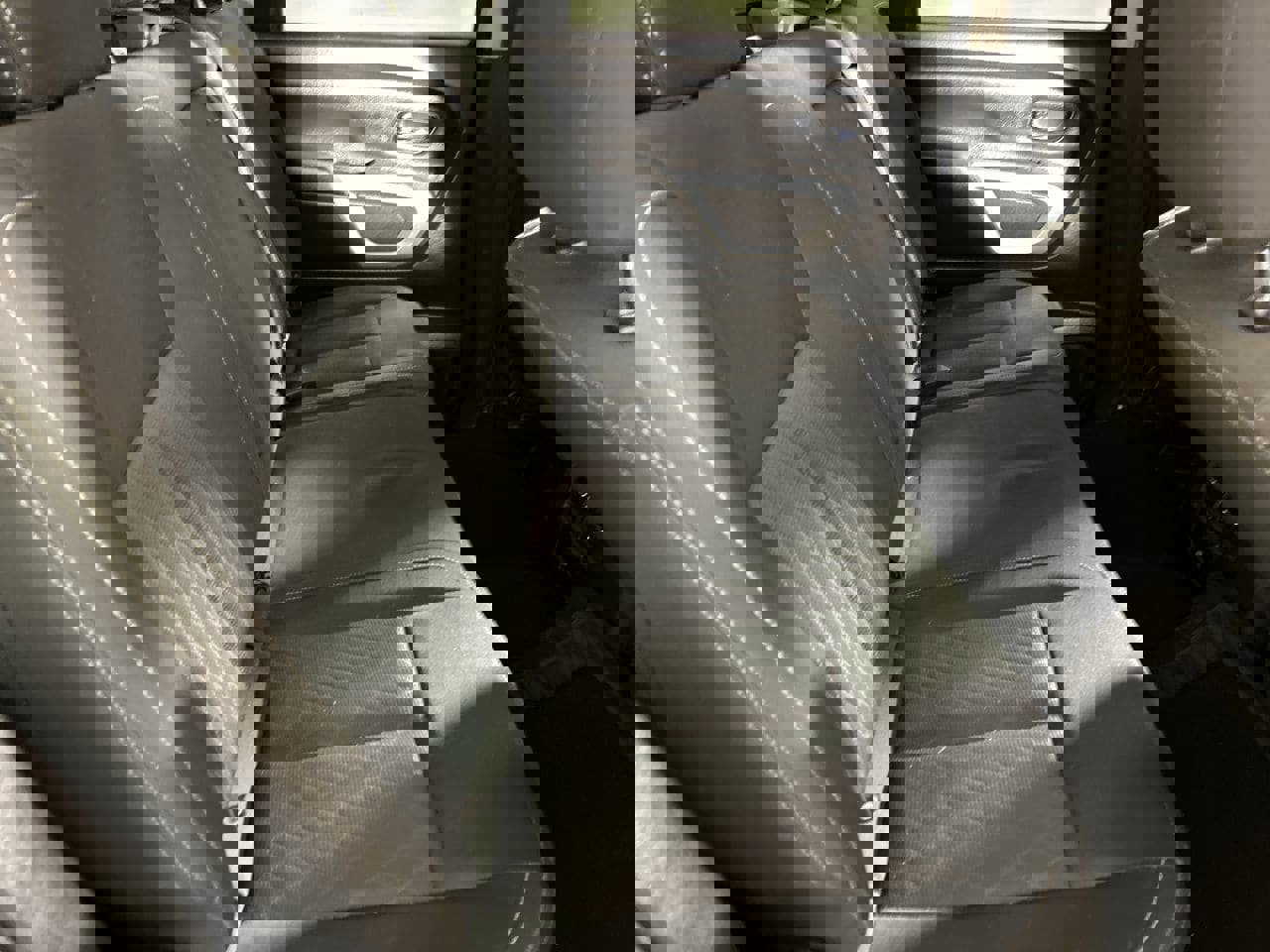 Used 2016 Nissan Titan SV image 24