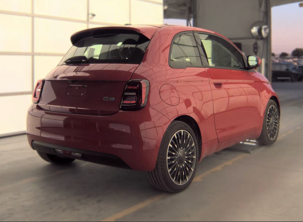 Used 2024 FIAT 500 e (RED) FWD image 3