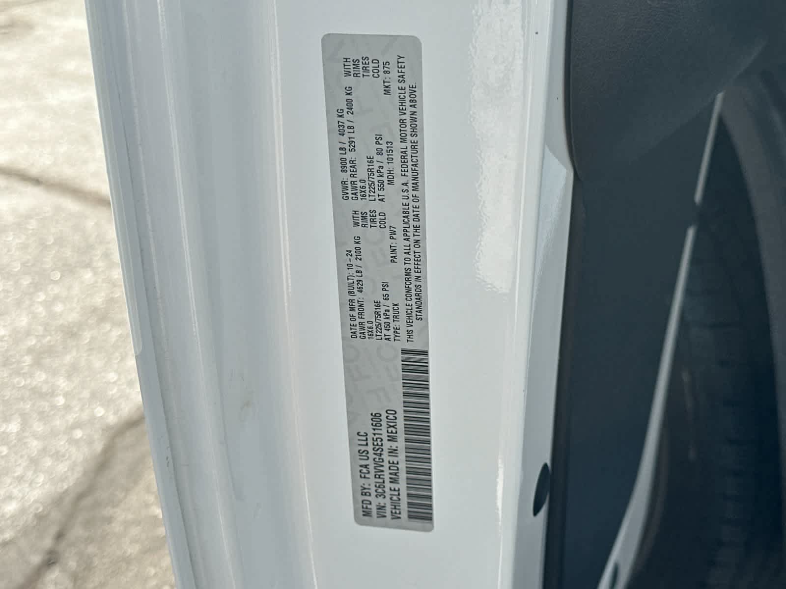 Used 2025 RAM ProMaster 2500 w/ Convenience Group FWD image 28