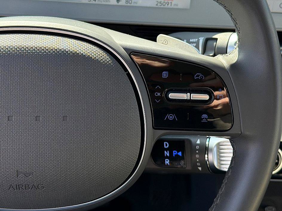 Used 2023 Hyundai Ioniq 5 SE image 16