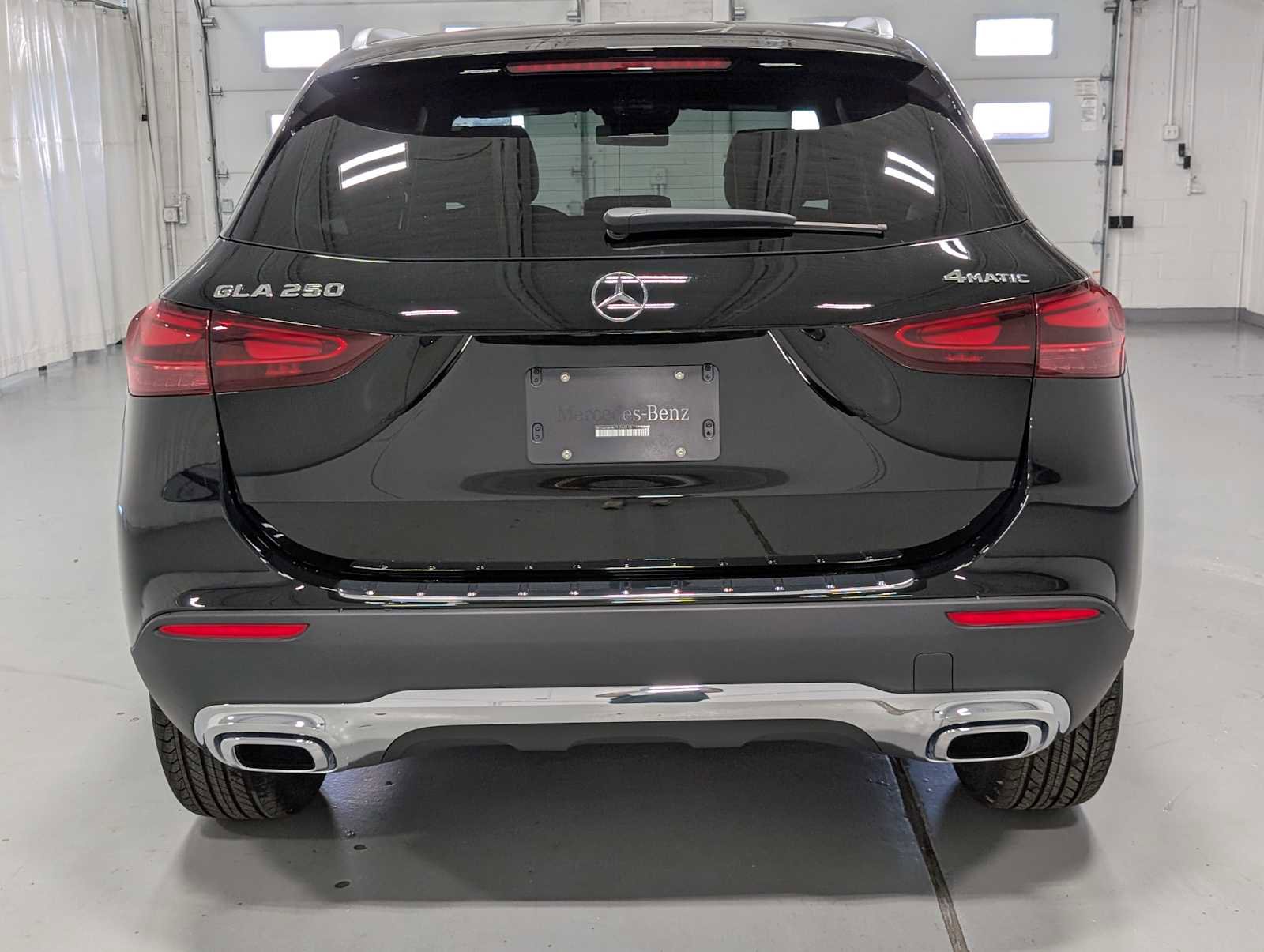 Certified 2026 Mercedes-Benz GLA 250 4MATIC image 8