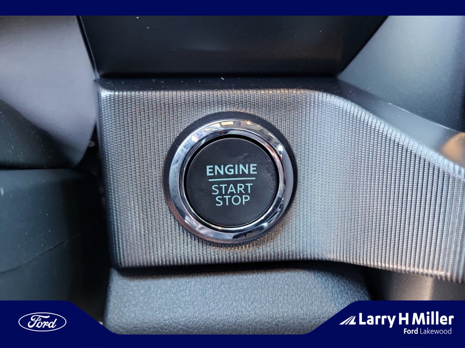 New 2025 Ford F350 Platinum w/ Tremor Off-Road Package image 30