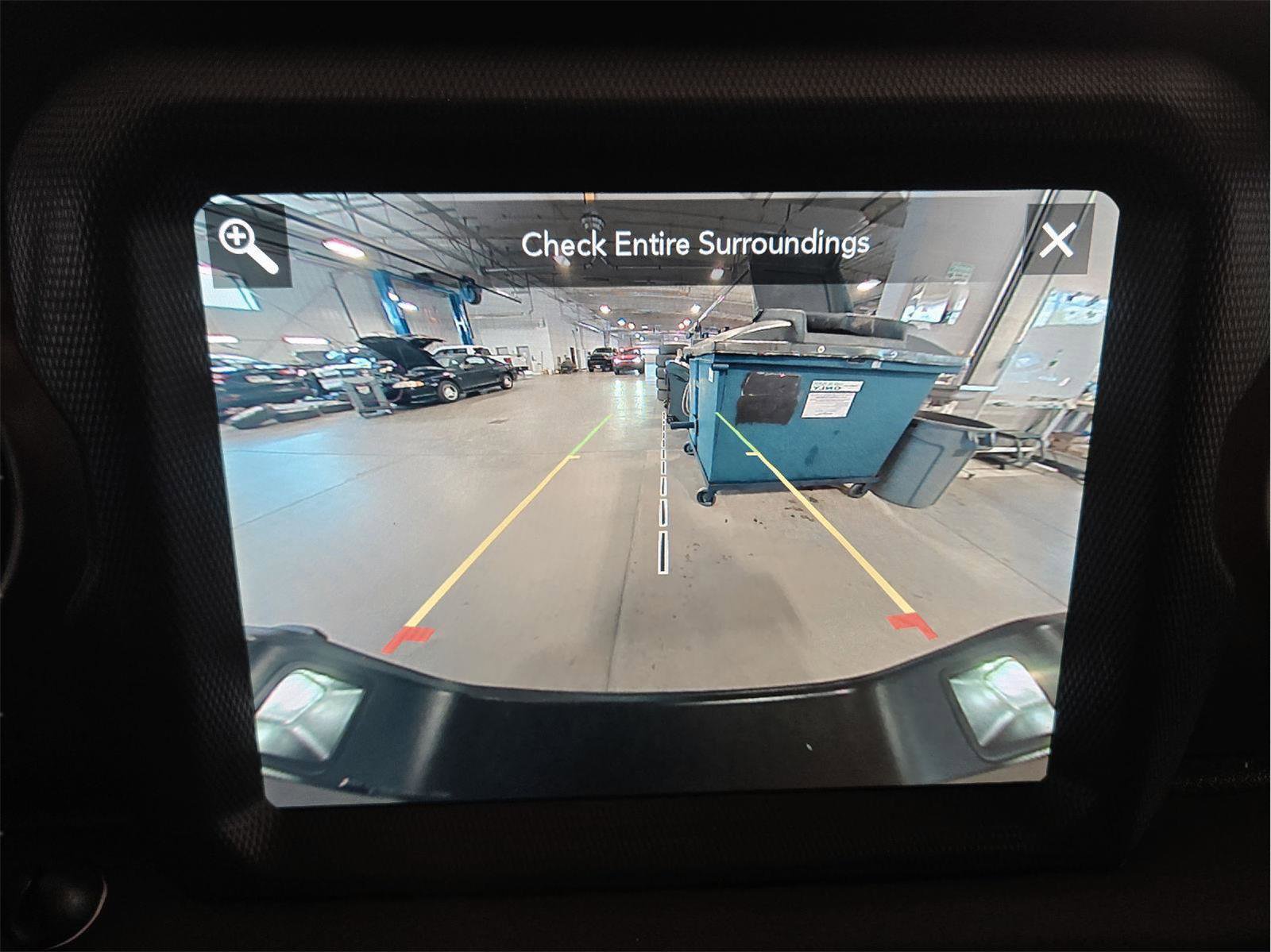 Used 2021 Jeep Gladiator Willys AWD/4WD image 23